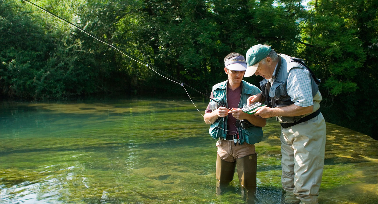 Guide de peche à la mouche dans le doubs et le jura