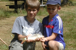 Stage de peche enfant avec guide de peche