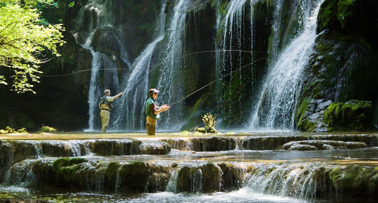 Stage de pêche mouche en réservoir avec un guide expérimenté.